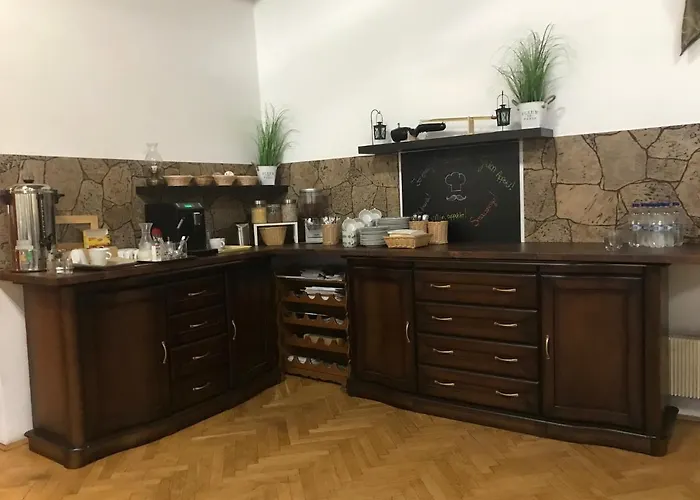 Juniperus Park מלון 2*